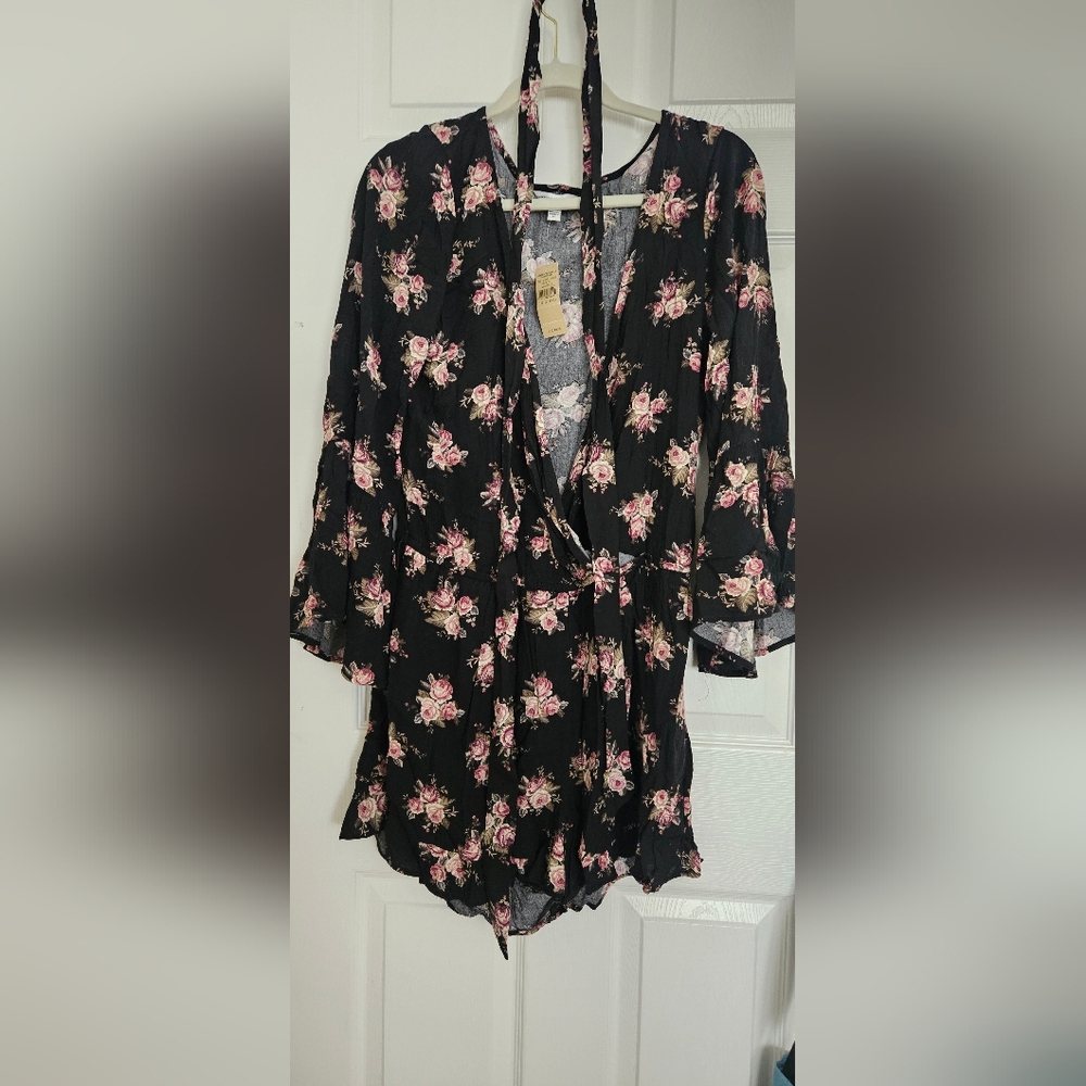 American Eagle floral romper